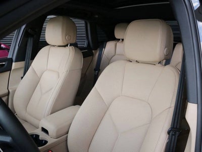 2025 Porsche Macan S