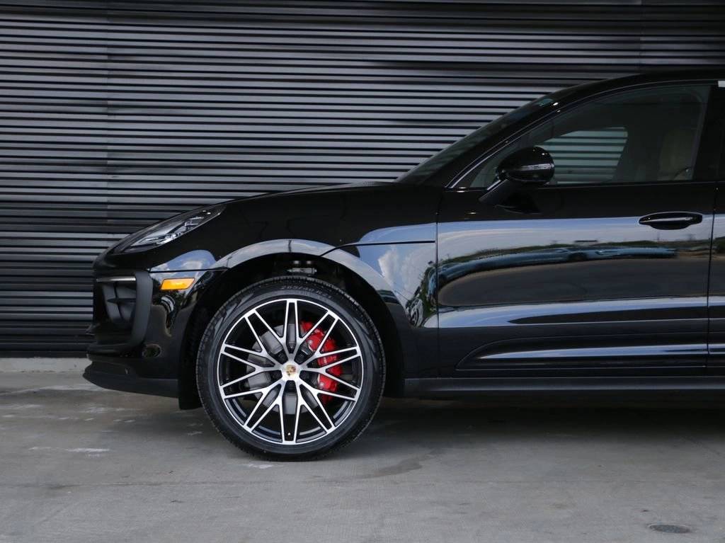 2025 Porsche Macan S