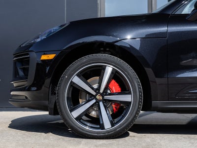 2026 Porsche Macan Macan S