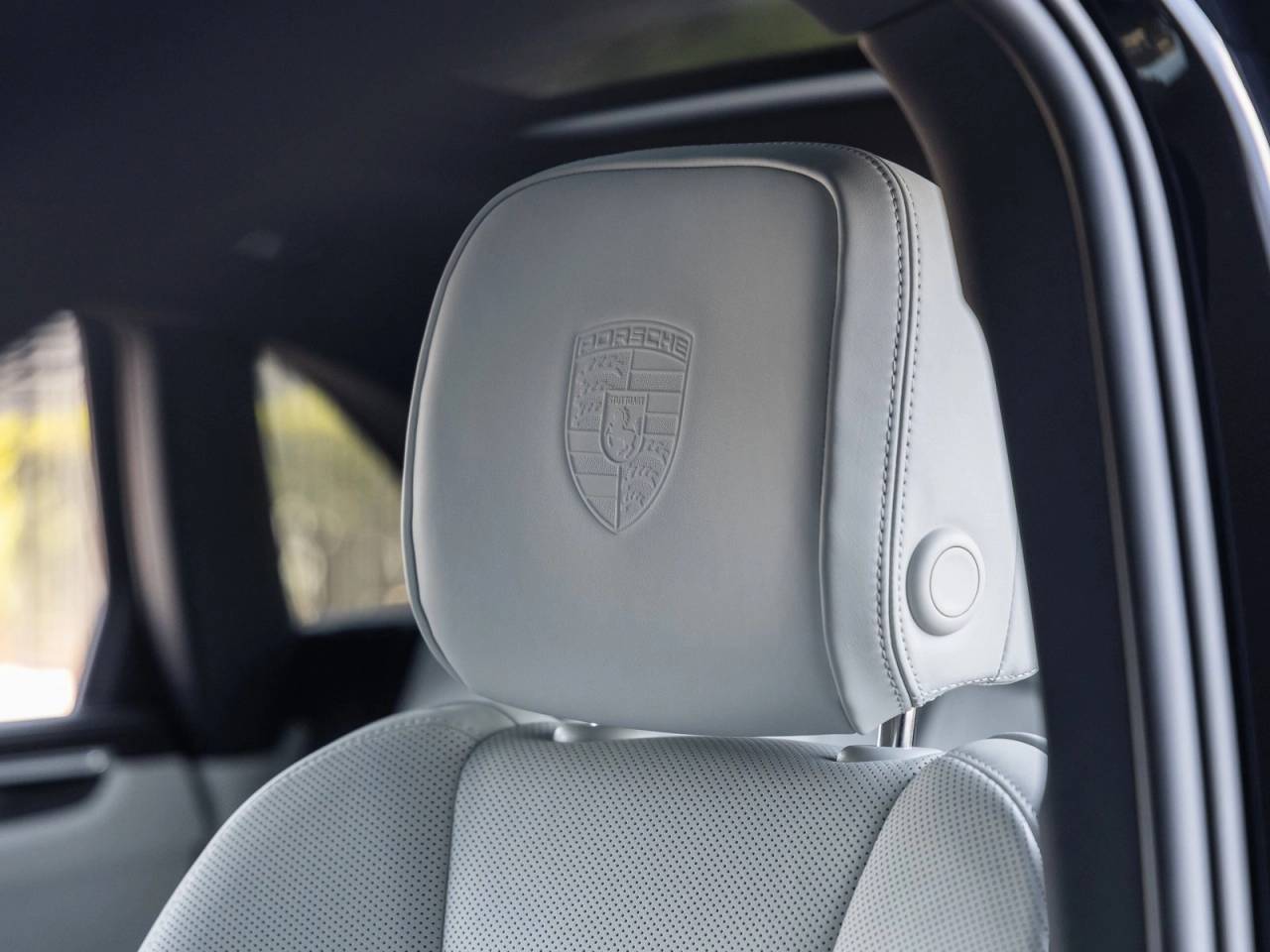 2026 Porsche Macan Macan S