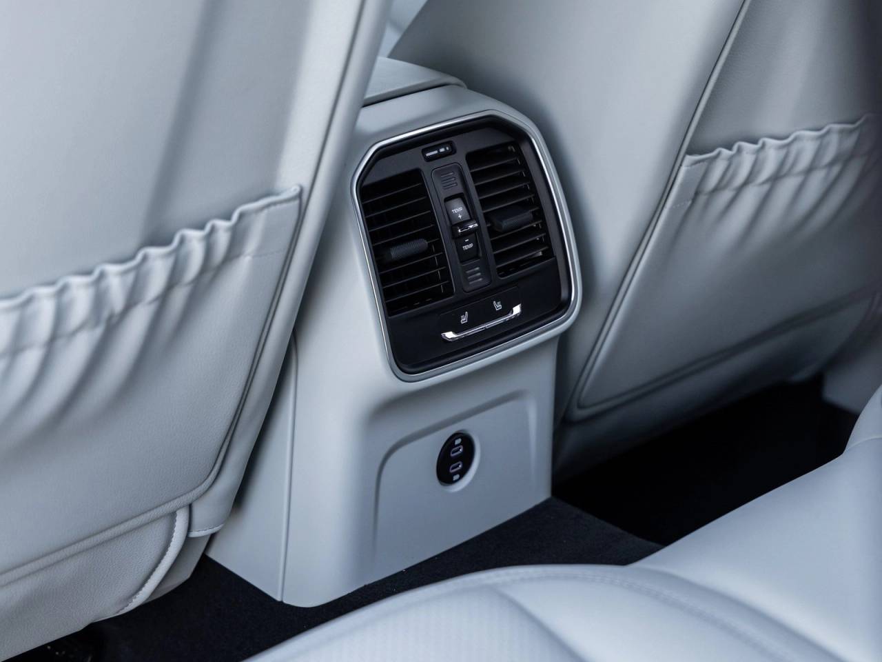 2026 Porsche Macan Macan S