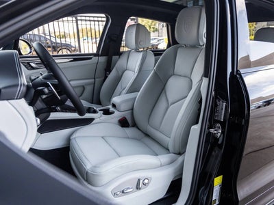 2026 Porsche Macan Macan S