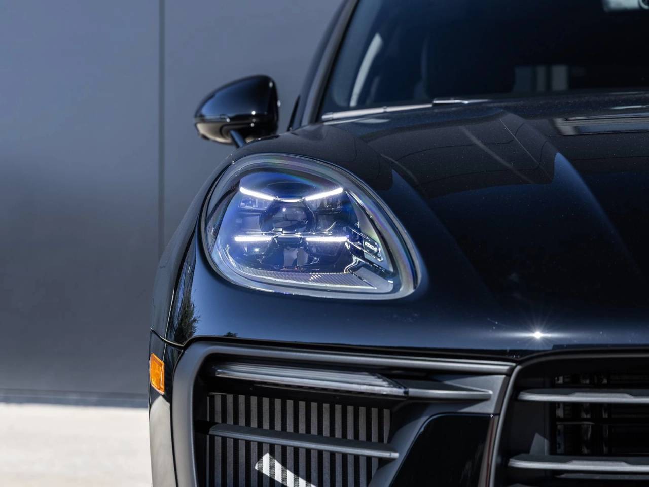 2026 Porsche Macan S