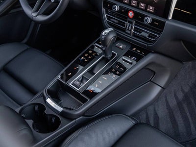 2026 Porsche Macan S