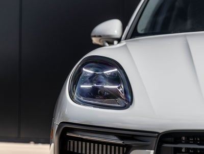 2026 Porsche Macan Macan S