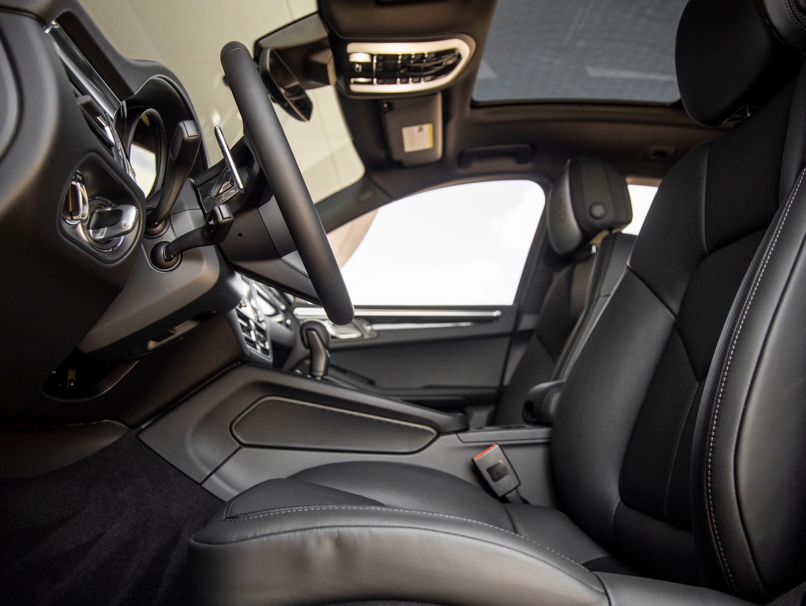 2026 Porsche Macan Macan S