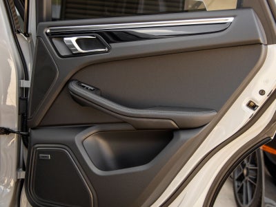 2026 Porsche Macan Macan S