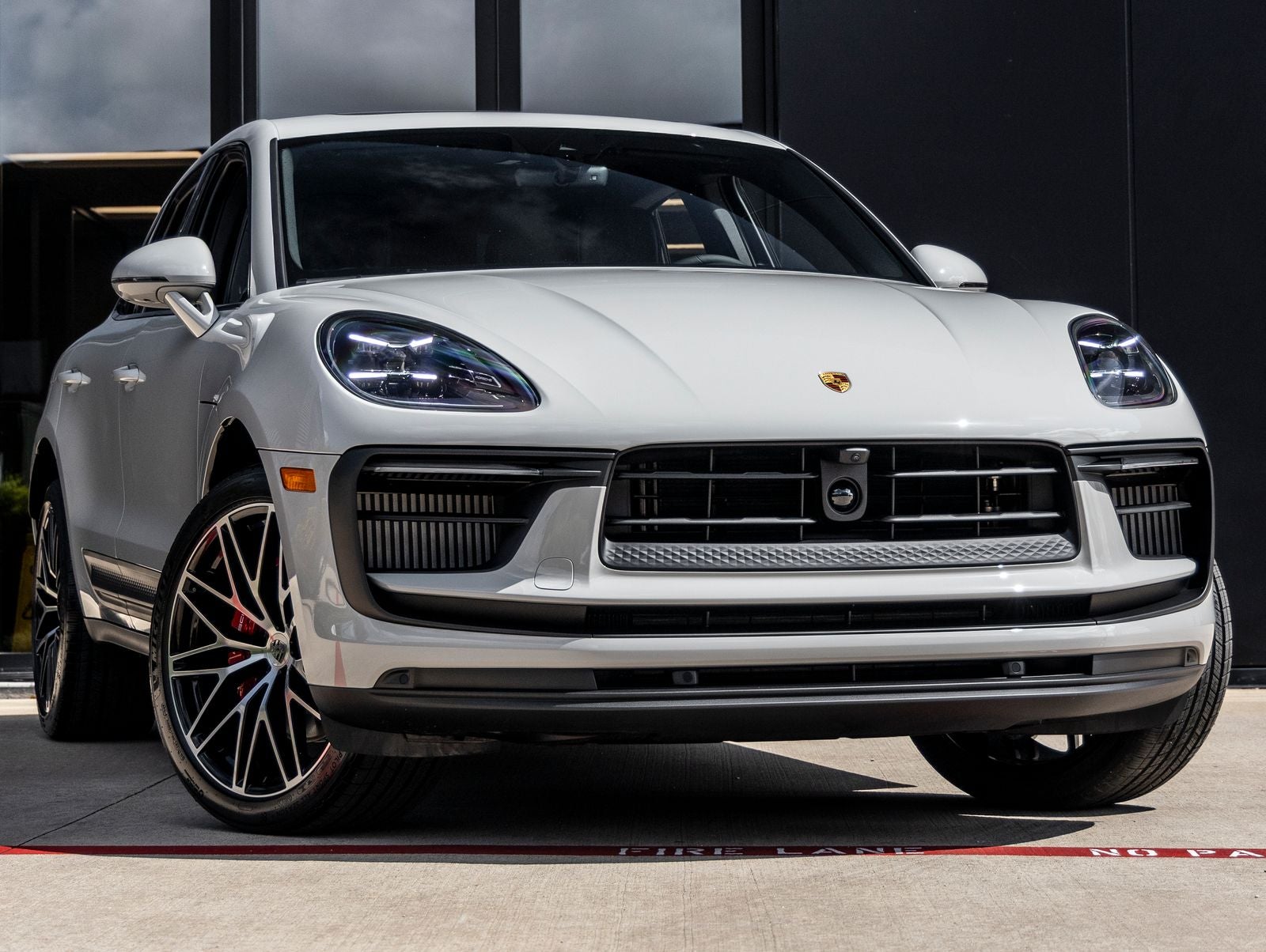2026 Porsche Macan Macan S