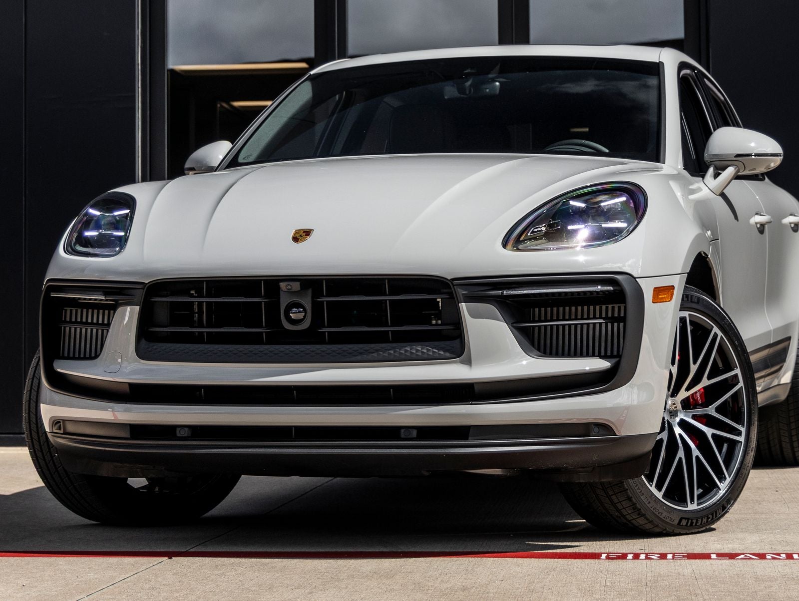 2026 Porsche Macan Macan S
