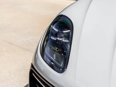 2026 Porsche Macan Macan S