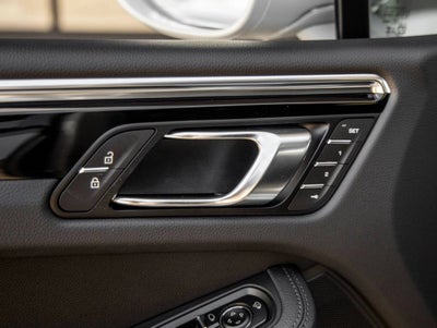 2026 Porsche Macan Macan S