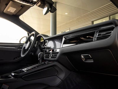 2026 Porsche Macan Macan S