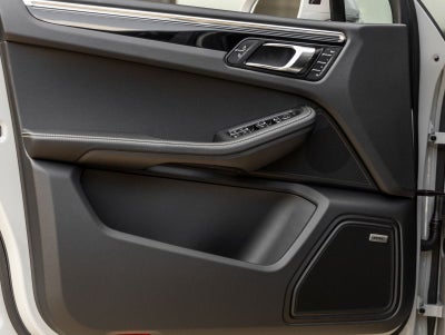 2026 Porsche Macan Macan S