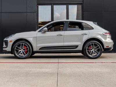 2026 Porsche Macan Macan S