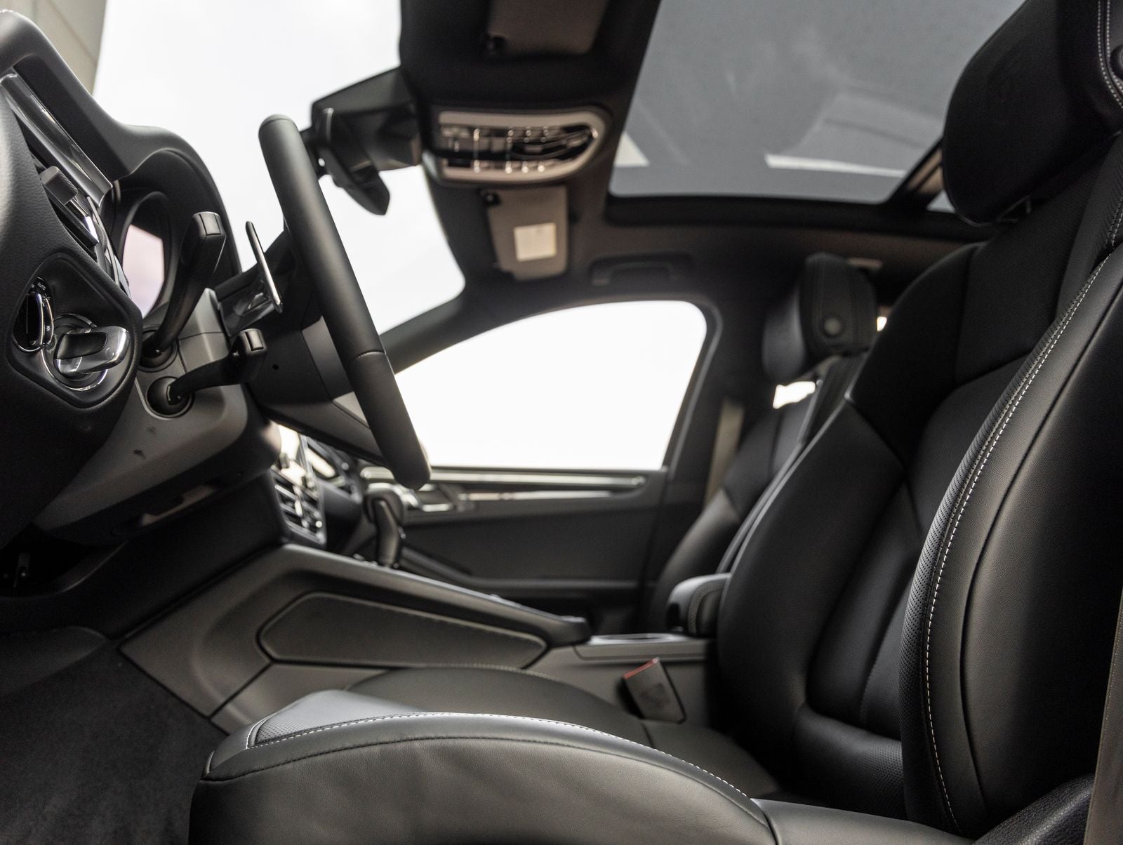 2026 Porsche Macan Macan S