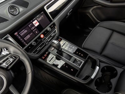 2026 Porsche Macan Macan S