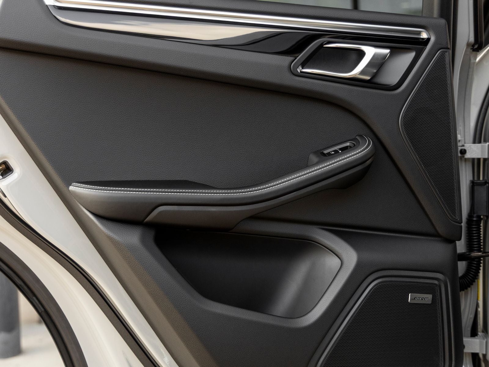 2026 Porsche Macan Macan S