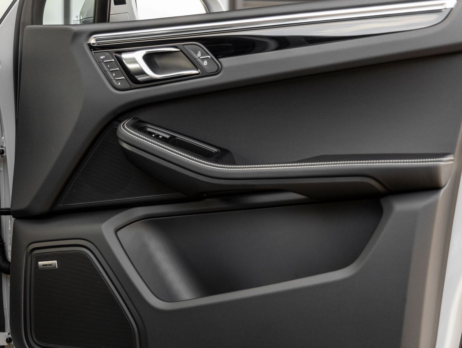 2026 Porsche Macan Macan S