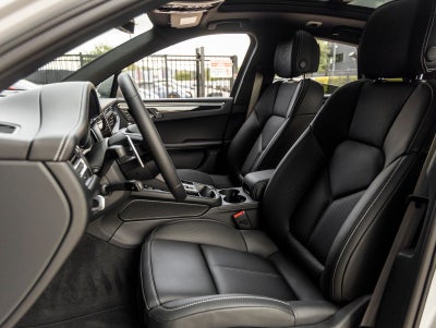 2026 Porsche Macan Macan S