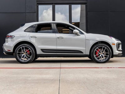 2026 Porsche Macan Macan S