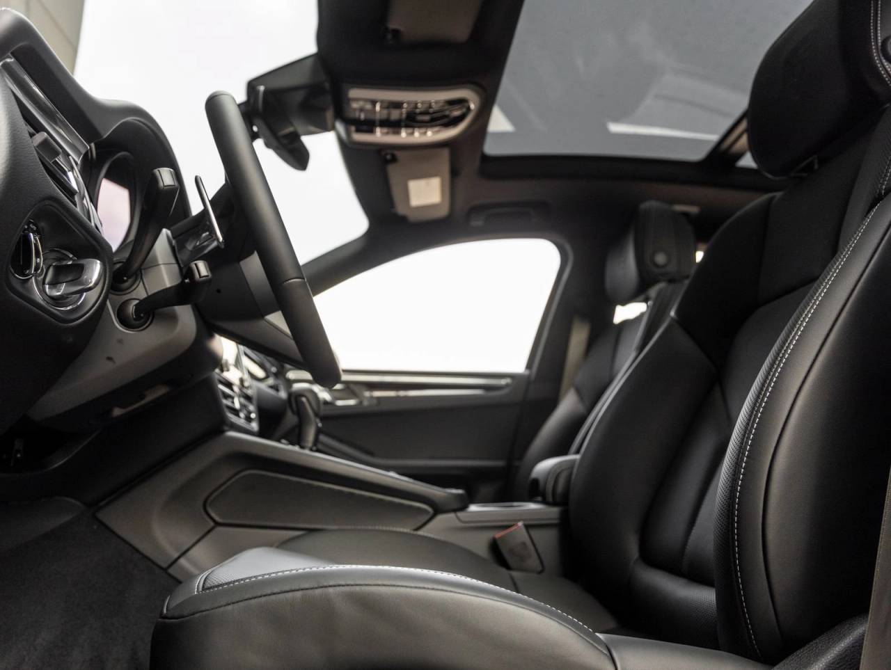 2026 Porsche Macan Macan S
