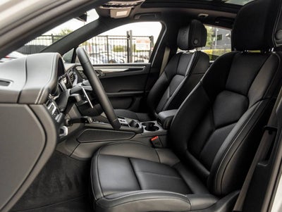 2026 Porsche Macan Macan S
