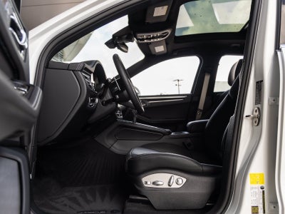 2026 Porsche Macan Macan S