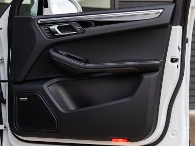 2026 Porsche Macan Macan S