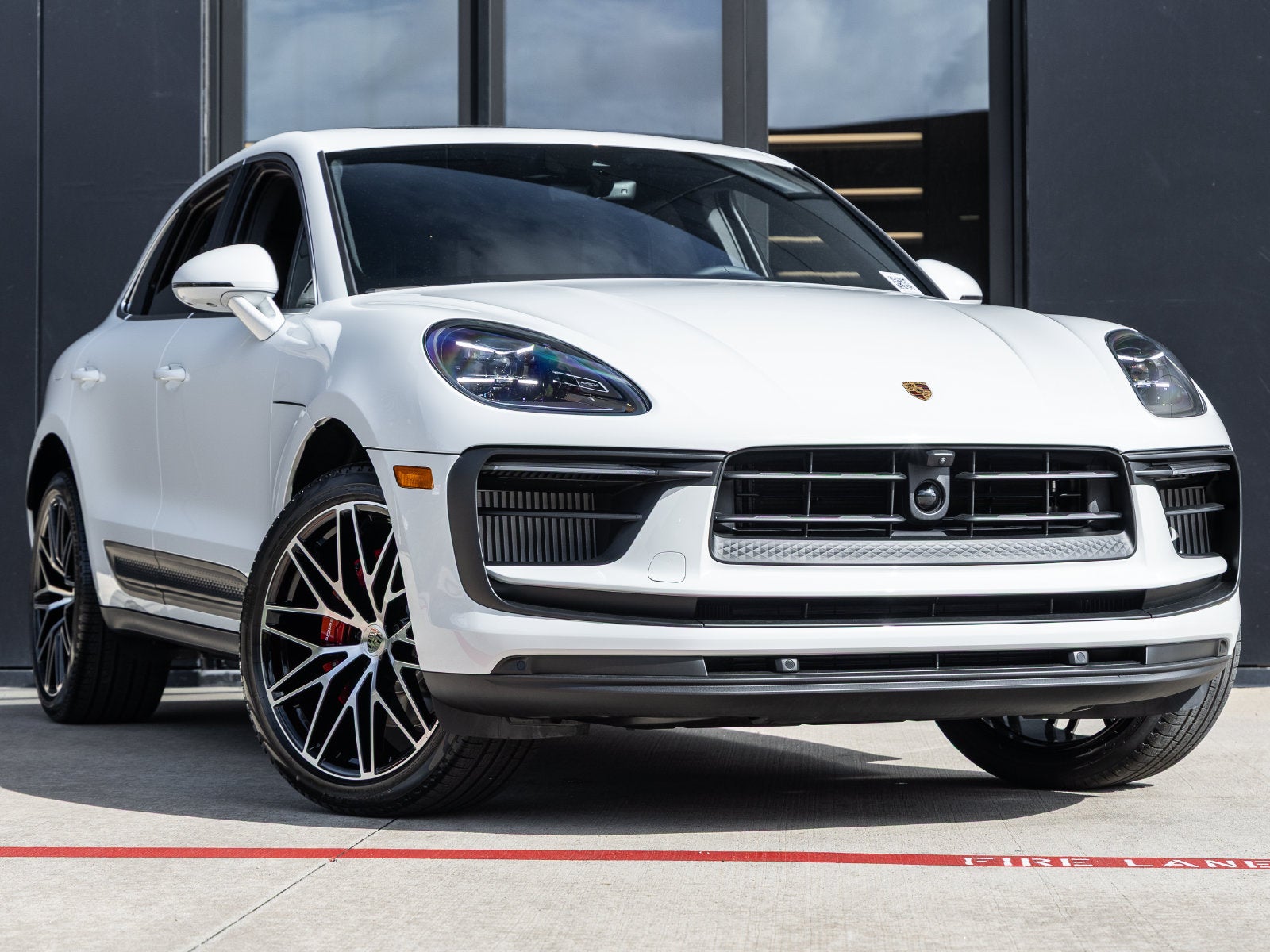 2026 Porsche Macan Macan S