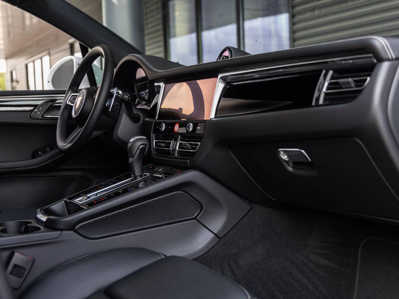 2026 Porsche Macan Macan S