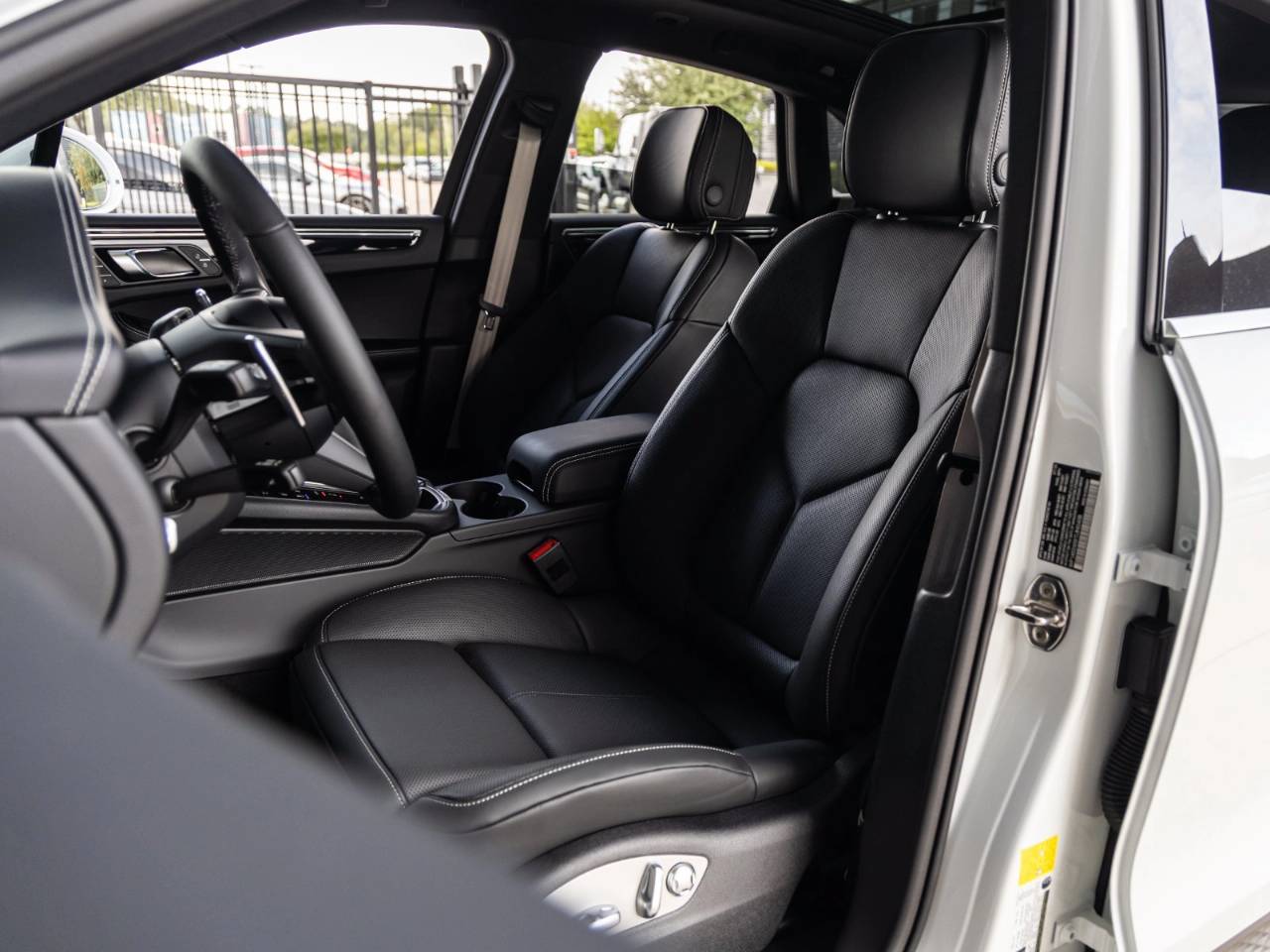 2026 Porsche Macan Macan S