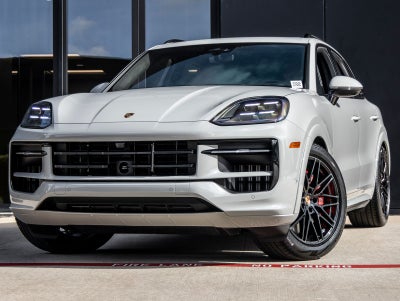 2026 Porsche Cayenne GTS