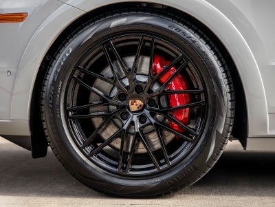 2026 Porsche Cayenne GTS