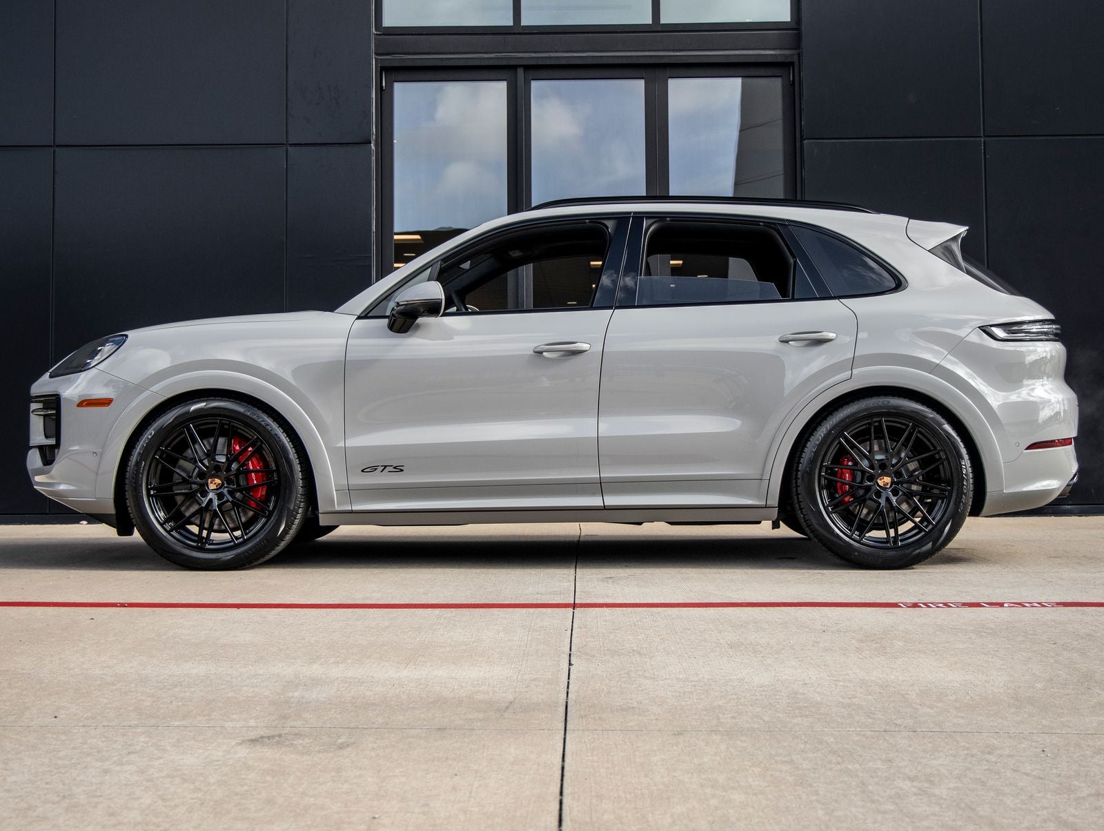 2026 Porsche Cayenne GTS
