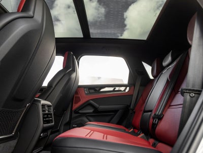2026 Porsche Cayenne GTS