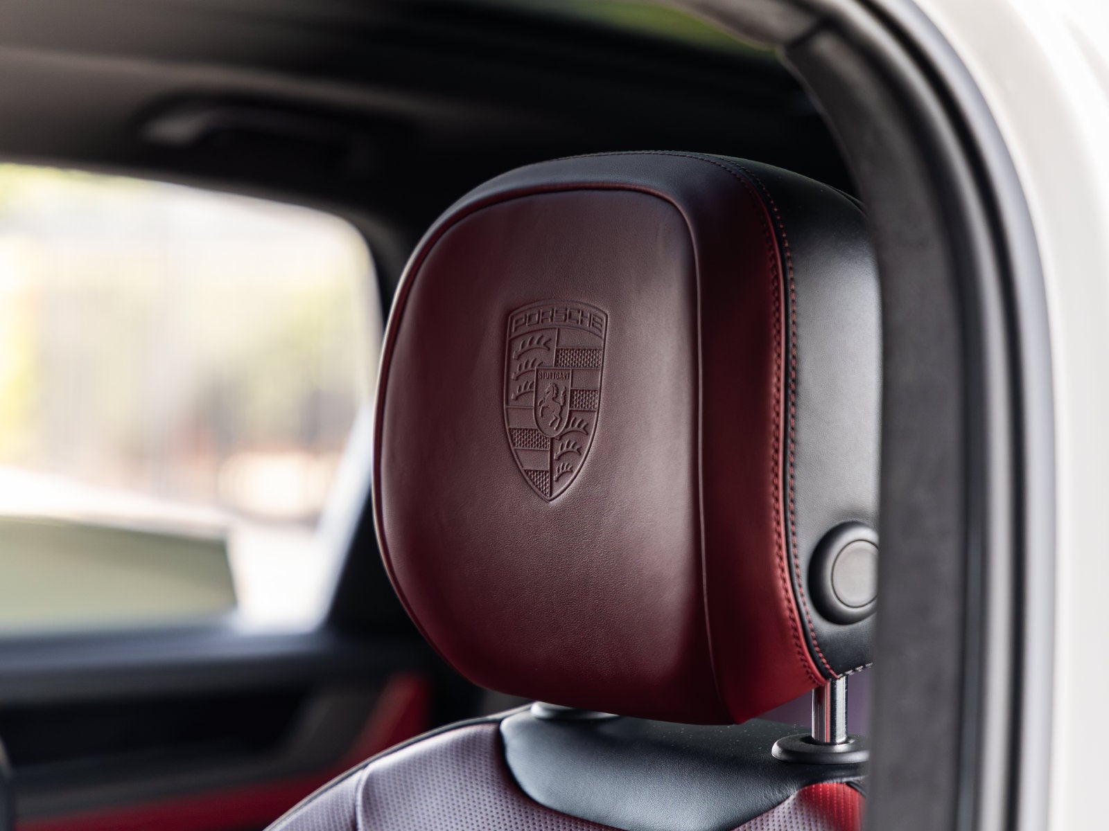 2025 Porsche Cayenne GTS
