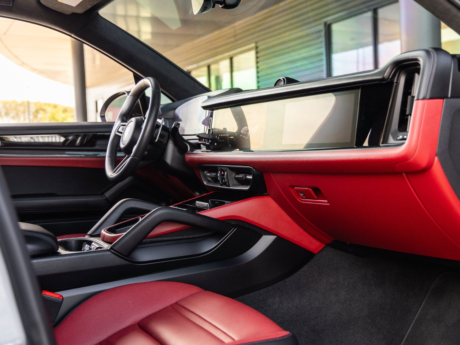 2025 Porsche Cayenne GTS