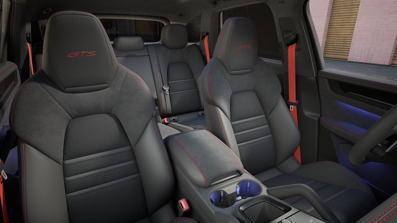 2025 Porsche Cayenne Cayenne GTS