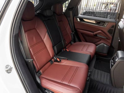 2026 Porsche Cayenne Cayenne GTS