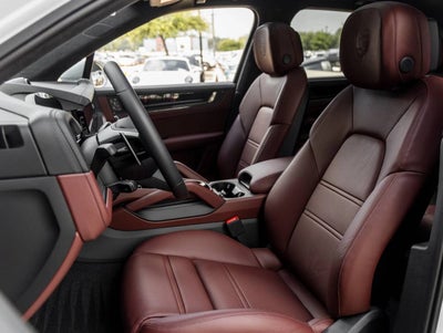 2026 Porsche Cayenne Cayenne GTS