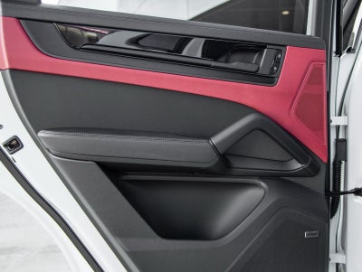 2026 Porsche Cayenne GTS