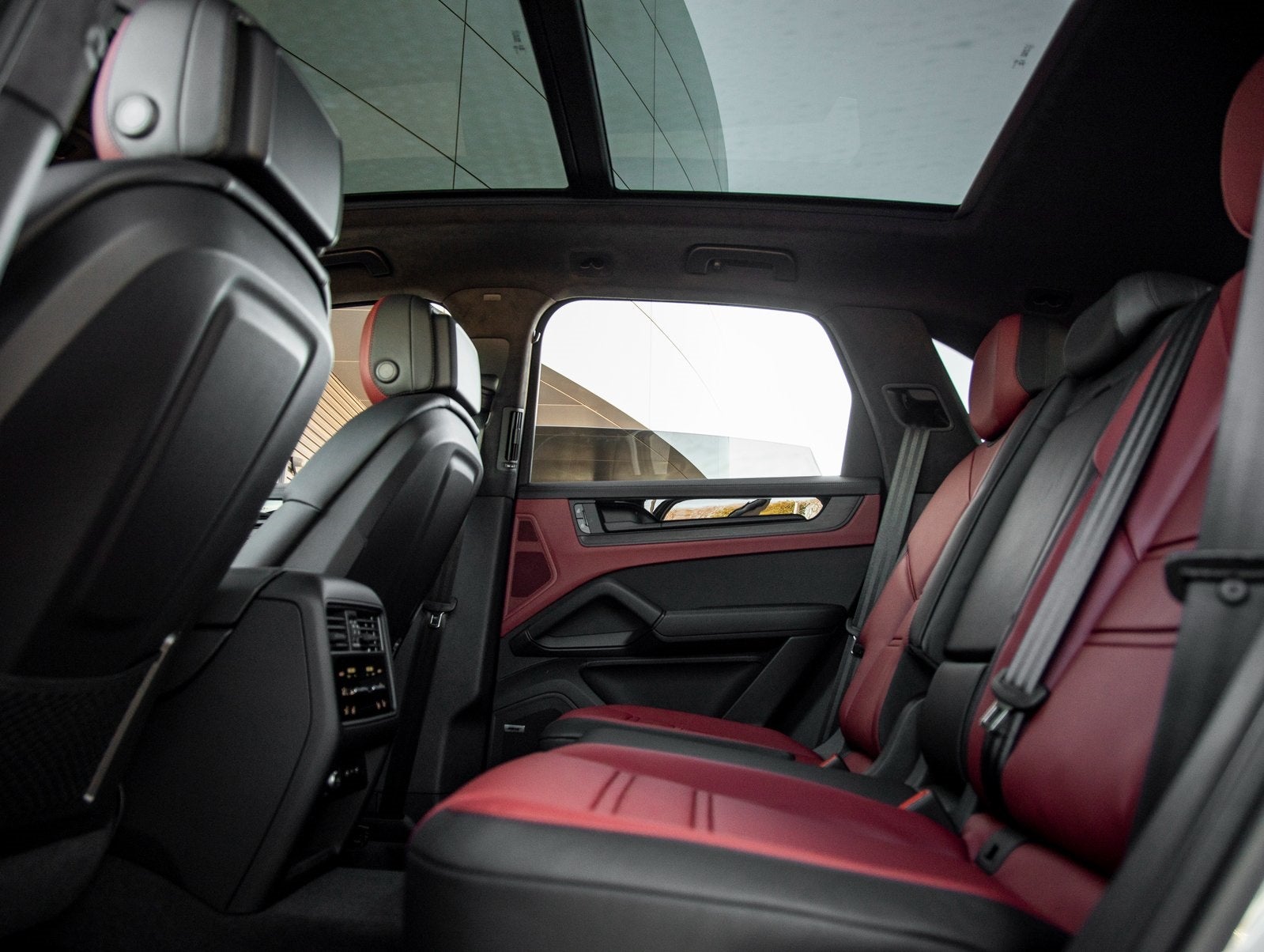 2026 Porsche Cayenne GTS