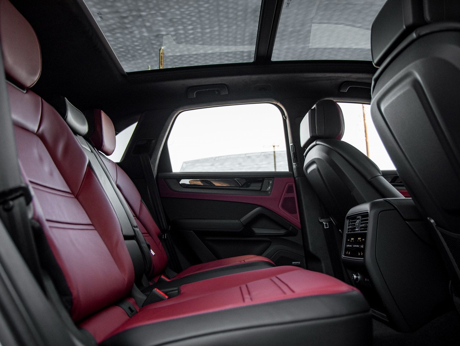 2026 Porsche Cayenne GTS