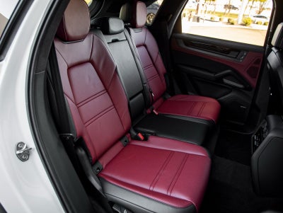 2026 Porsche Cayenne GTS