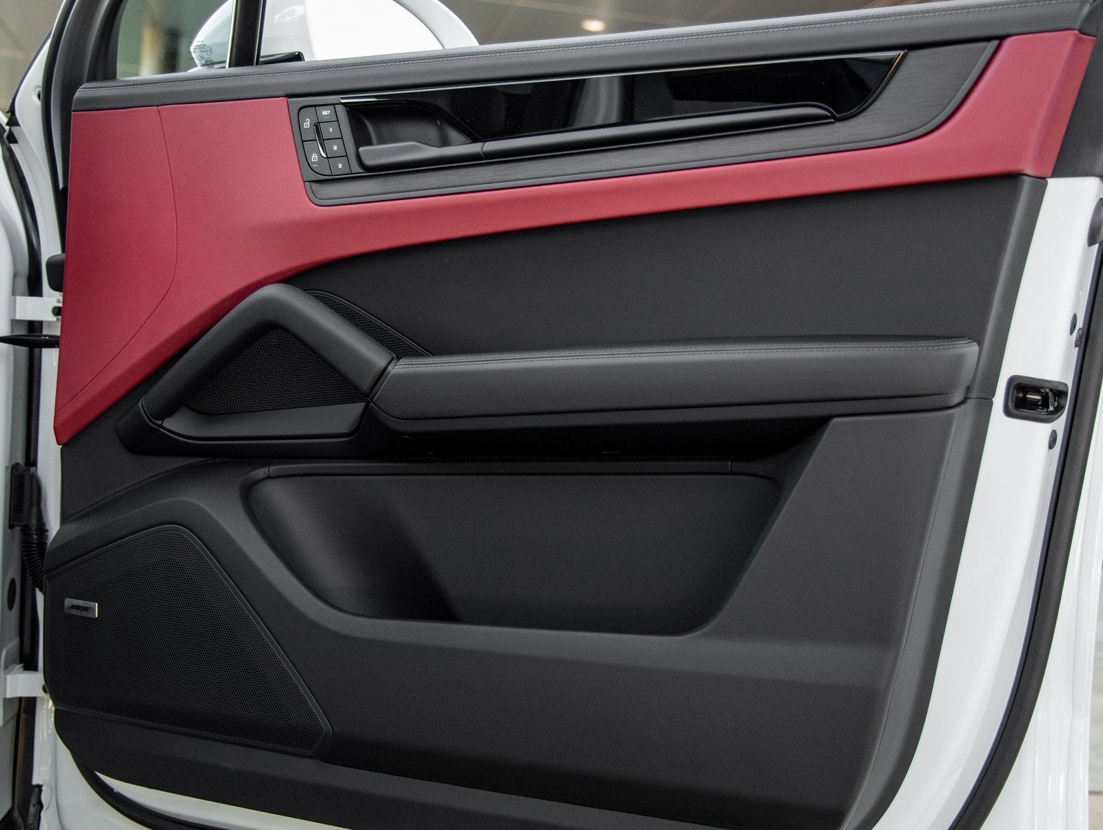 2026 Porsche Cayenne GTS