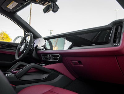 2026 Porsche Cayenne GTS