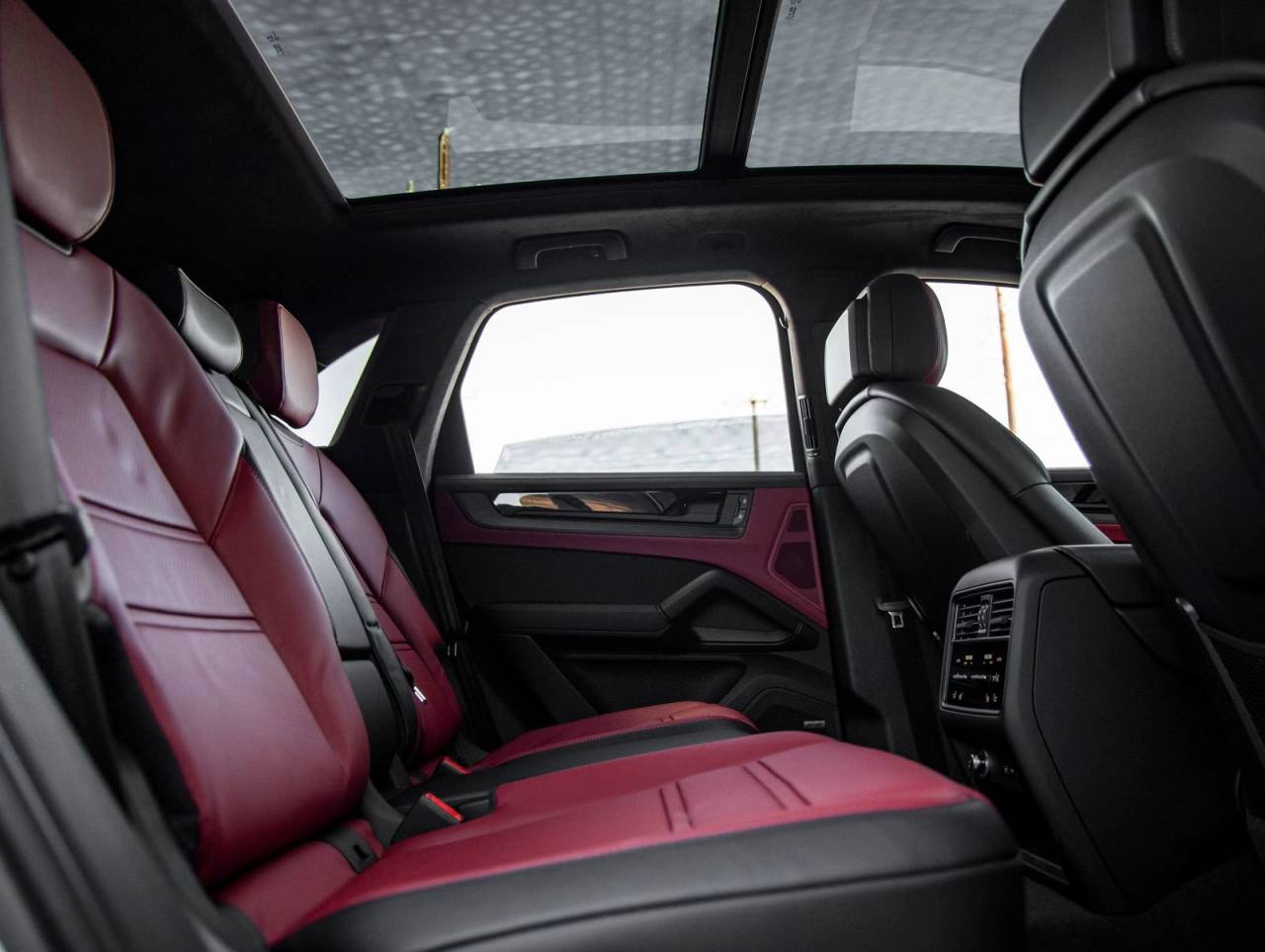 2026 Porsche Cayenne Cayenne GTS