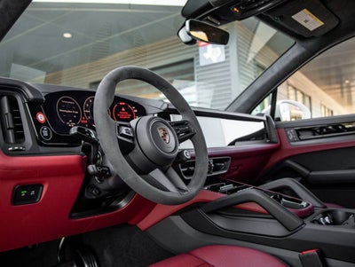 2026 Porsche Cayenne Cayenne GTS