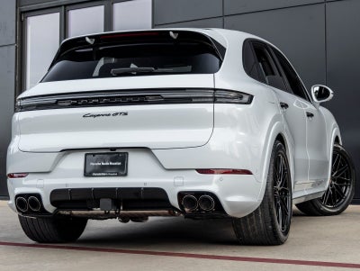 2026 Porsche Cayenne Cayenne GTS