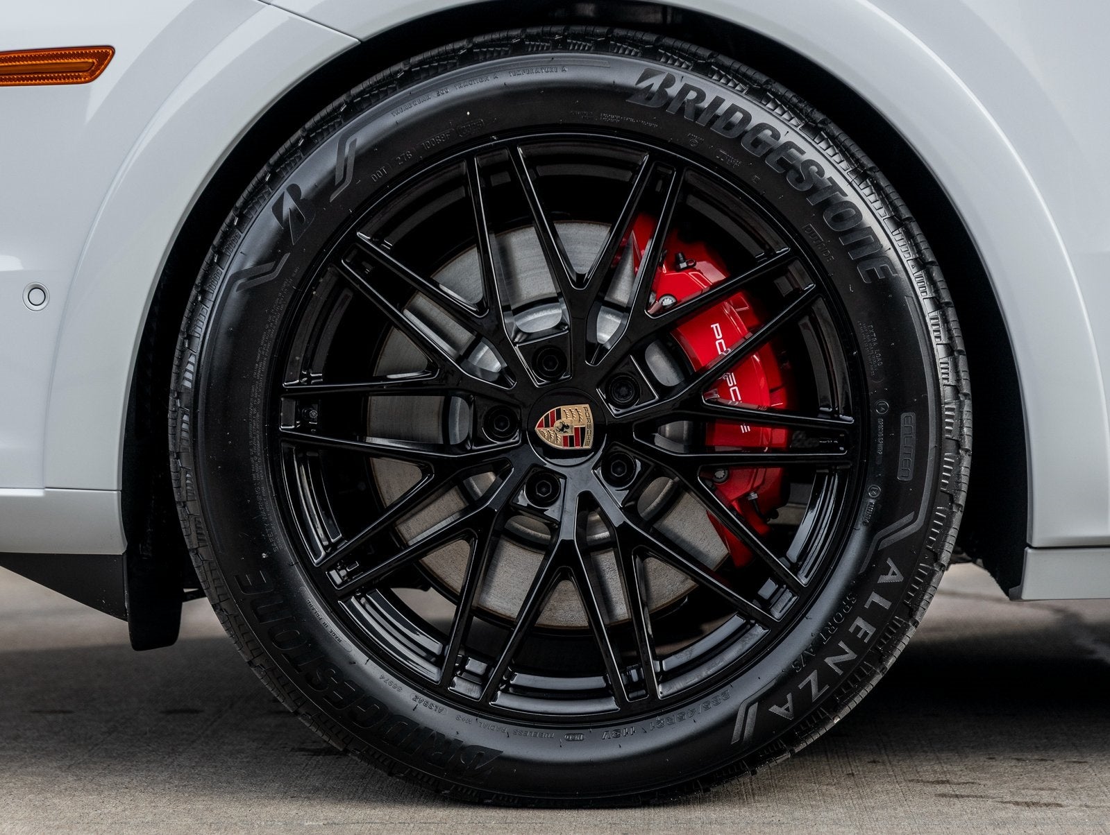 2026 Porsche Cayenne Cayenne GTS